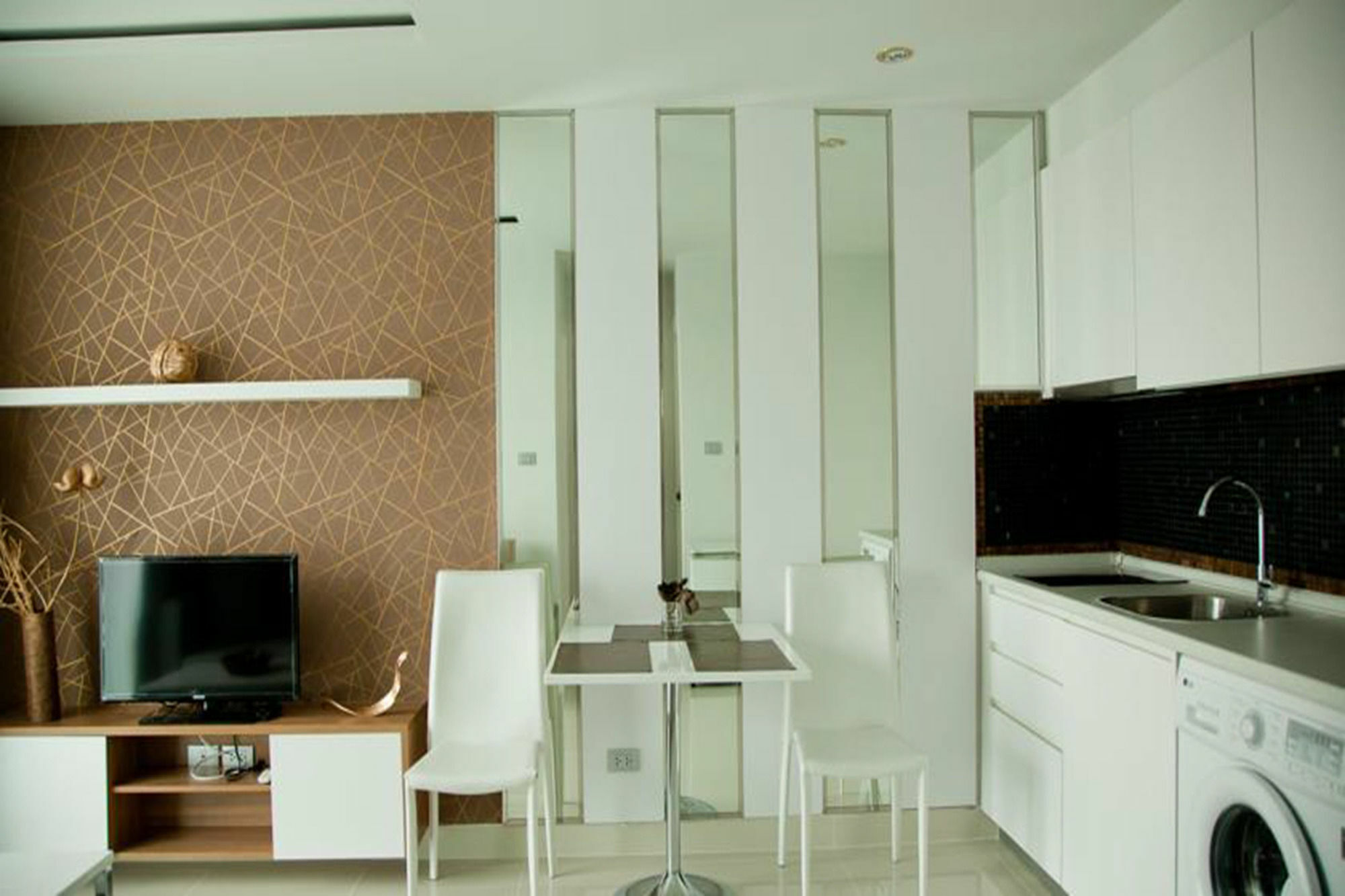 Amazon Pattaya Jomtien Apartments Экстерьер фото