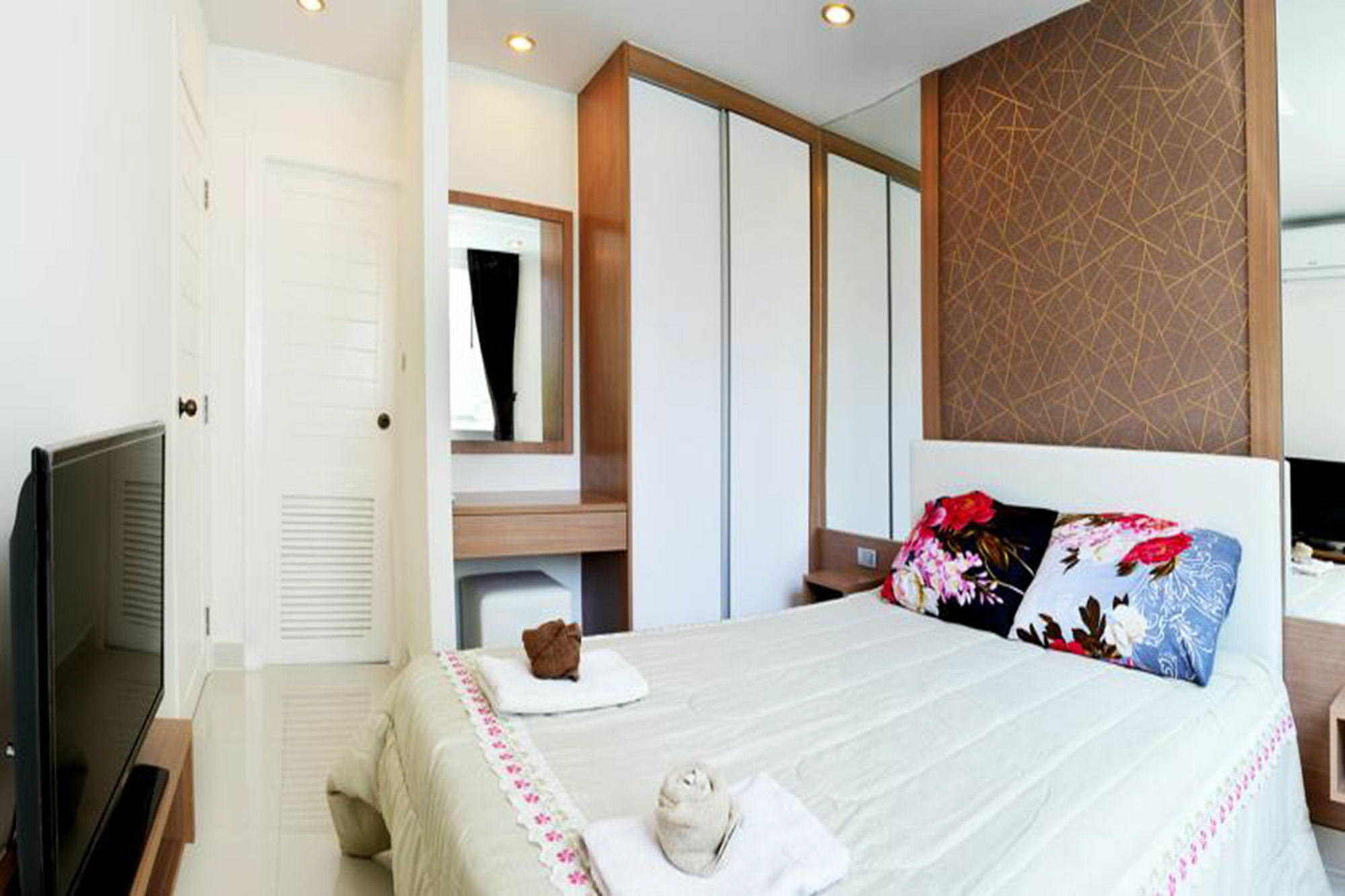 Amazon Pattaya Jomtien Apartments Экстерьер фото